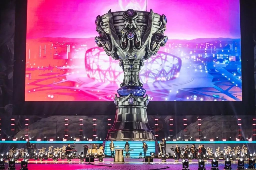 LPL 明天的首发阵容： Junhao 对阵 Heng ， Hery 对阵 1Jiang 的单挑比赛